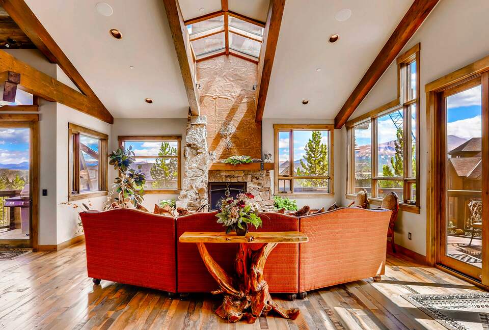 Luxurious Custom Ski Home on Peak 8 | "A Mine Shaft" - Moving Mountains - Breckenridge, Colorado