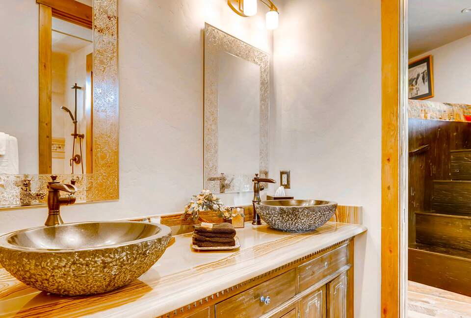 Luxurious Custom Ski Home on Peak 8 | "A Mine Shaft" - Moving Mountains - Breckenridge, Colorado