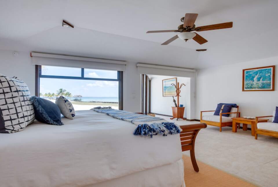 Royal Belize Private Island - Ragged Caye, Belize