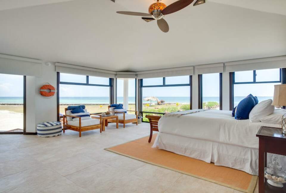 Royal Belize Private Island - Ragged Caye, Belize