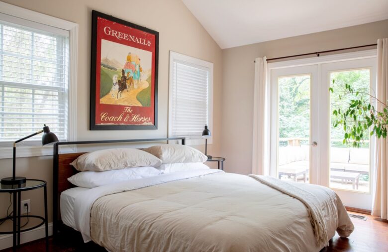 Charming Downtown Carriage House - Charlottesville, Virginia