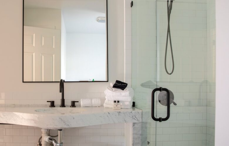 Charming Downtown Carriage House - Charlottesville, Virginia