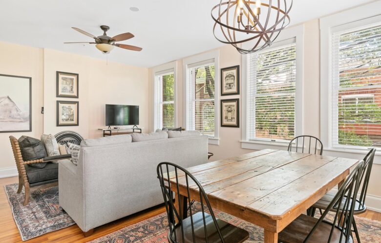 Charlottesville's Historic Downtown Getaway - Charlottesville, Virginia