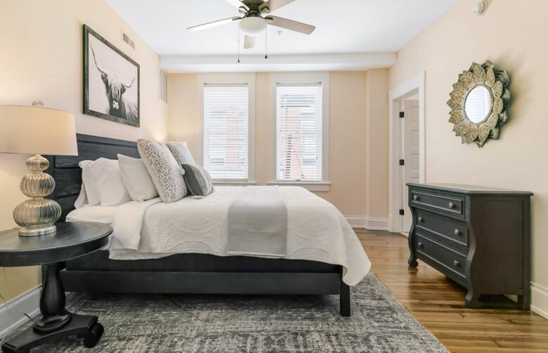 Charlottesville's Historic Downtown Getaway - Charlottesville, Virginia