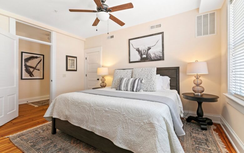 Charlottesville's Historic Downtown Getaway - Charlottesville, Virginia