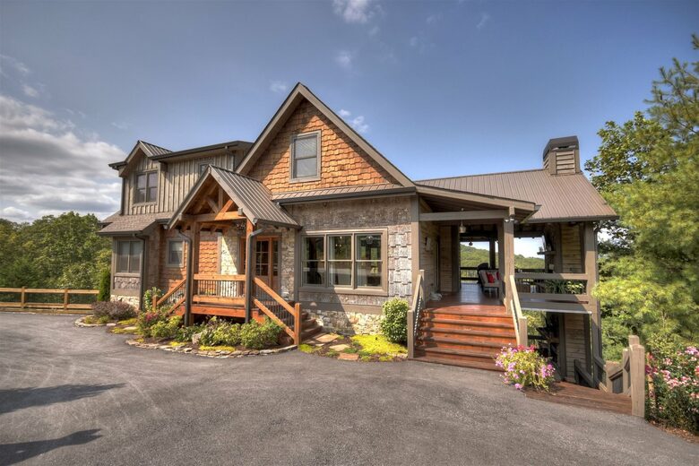 A Cut Above | North Georgia Mountain Home - Blue Ridge, Georgia