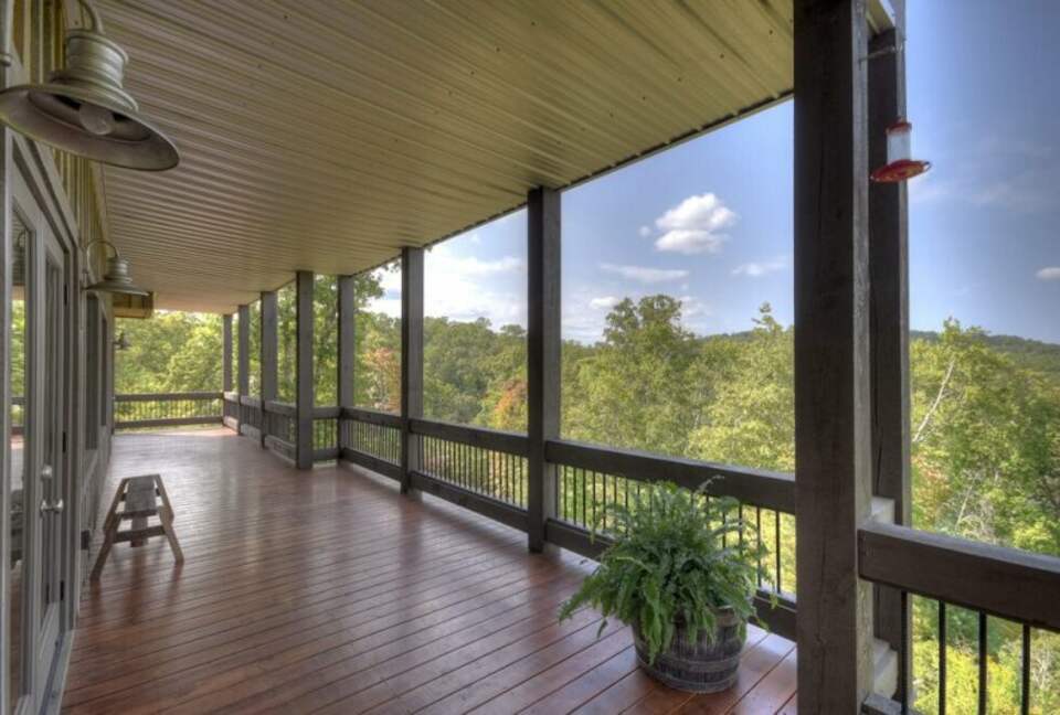 A Cut Above | North Georgia Mountain Home - Blue Ridge, Georgia