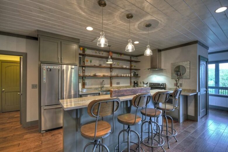 A Cut Above | North Georgia Mountain Home - Blue Ridge, Georgia