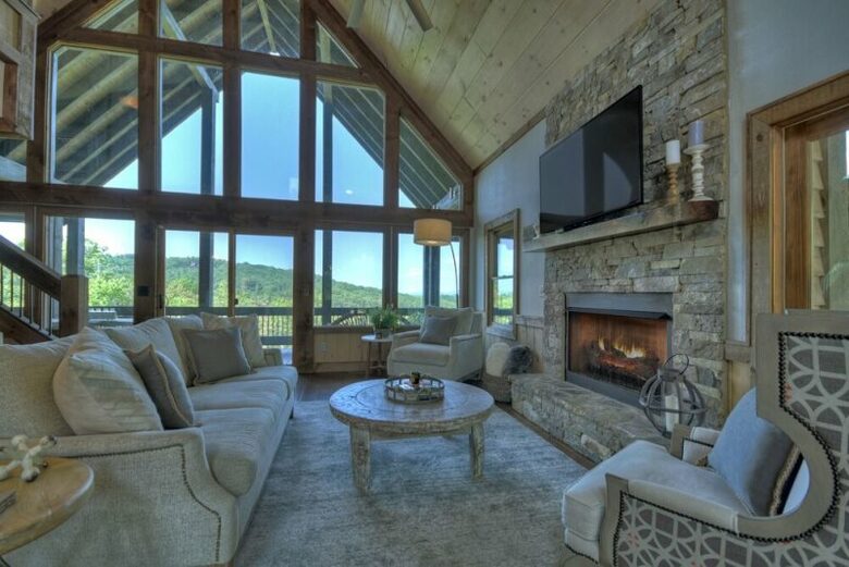 A Cut Above | North Georgia Mountain Home - Blue Ridge, Georgia