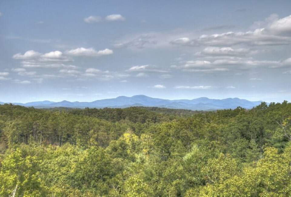 A Cut Above | North Georgia Mountain Home - Blue Ridge, Georgia