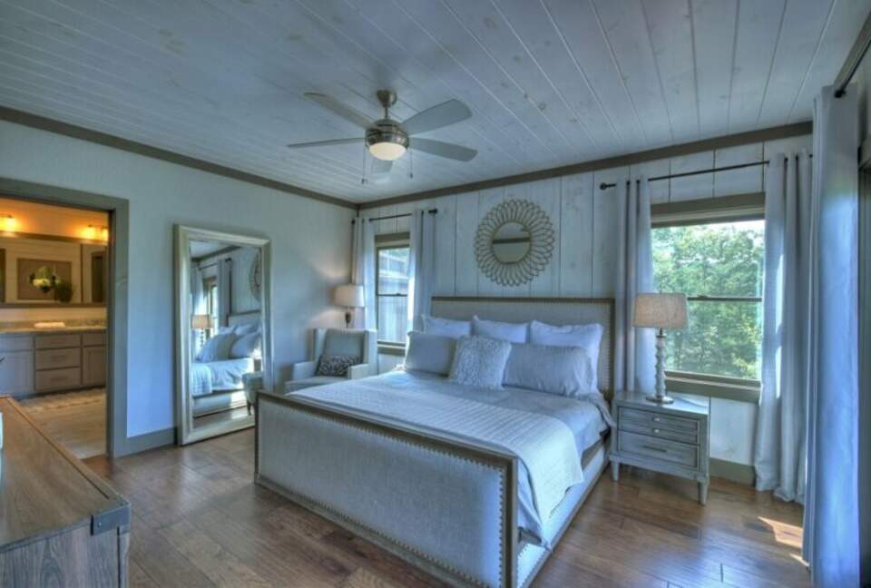 A Cut Above | North Georgia Mountain Home - Blue Ridge, Georgia