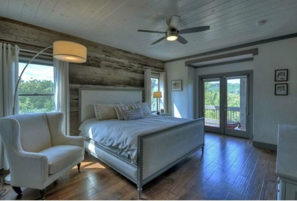 A Cut Above | North Georgia Mountain Home - Blue Ridge, Georgia