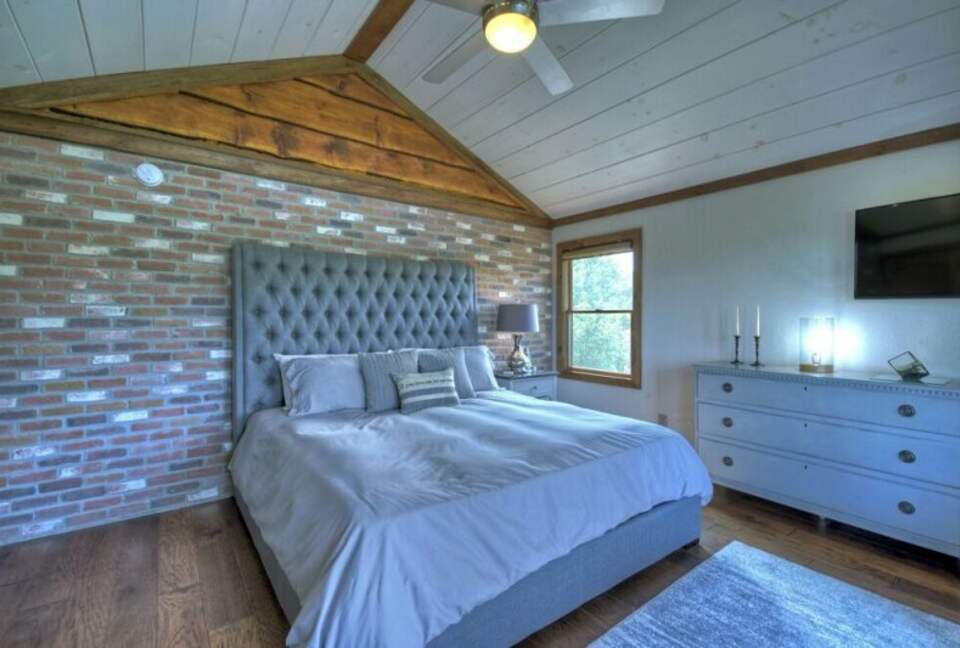 A Cut Above | North Georgia Mountain Home - Blue Ridge, Georgia