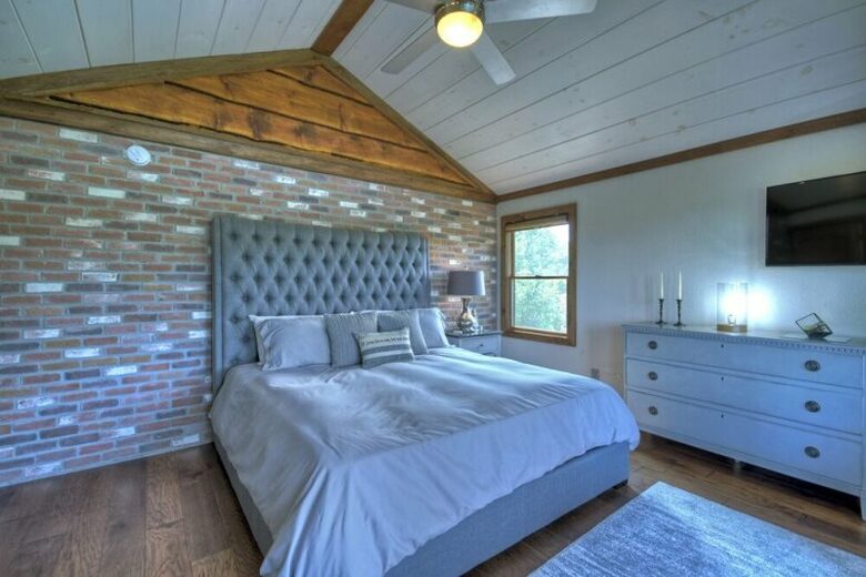 A Cut Above | North Georgia Mountain Home - Blue Ridge, Georgia