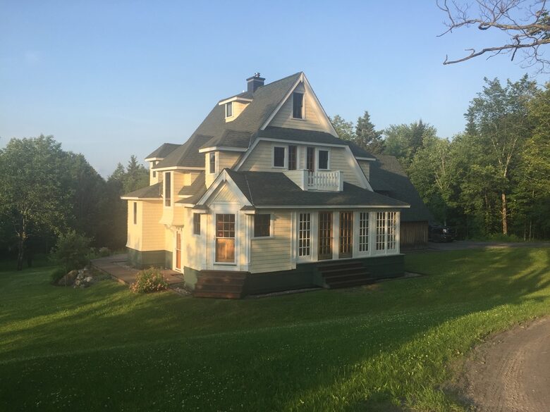 Longwood | Cozy Vermont Country Cottage - West Glover, Vermont