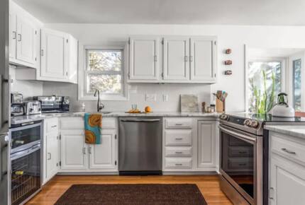 Catskills Lakefront Getaway - Monticello, New York