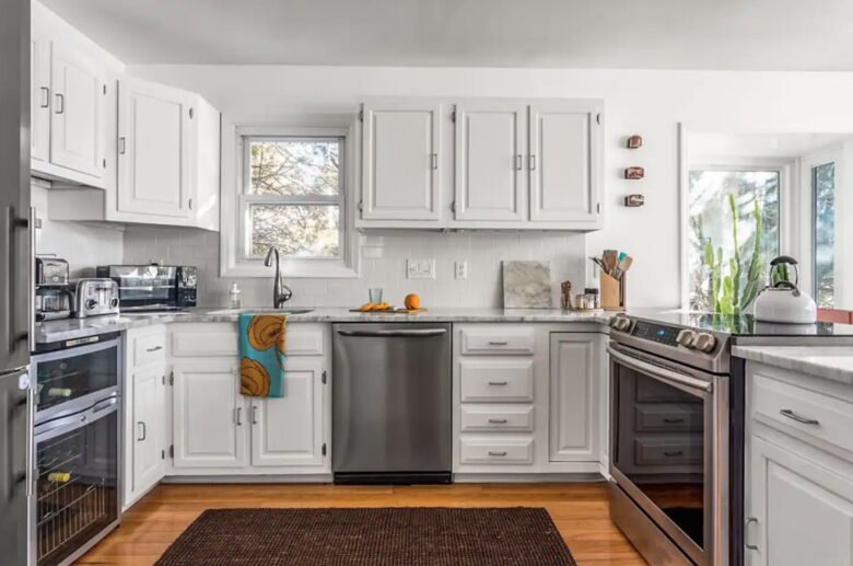 Catskills Lakefront Getaway - Monticello, New York