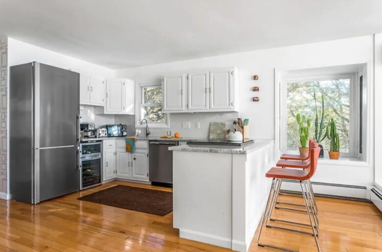 Catskills Lakefront Getaway - Monticello, New York