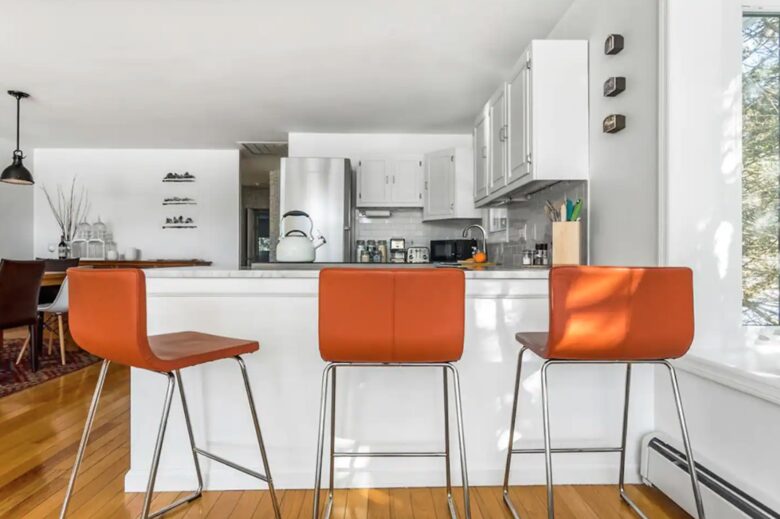 Catskills Lakefront Getaway - Monticello, New York