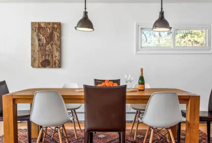 Catskills Lakefront Getaway - Monticello, New York