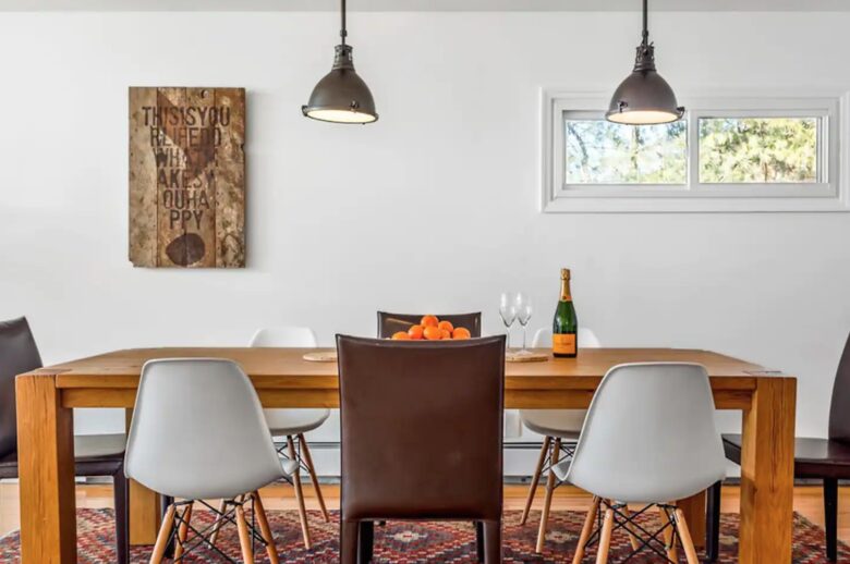 Catskills Lakefront Getaway - Monticello, New York