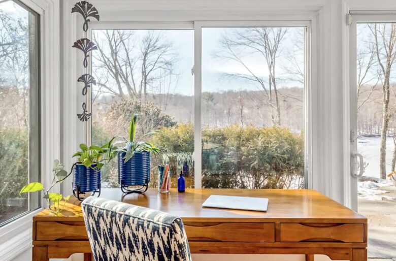 Catskills Lakefront Getaway - Monticello, New York