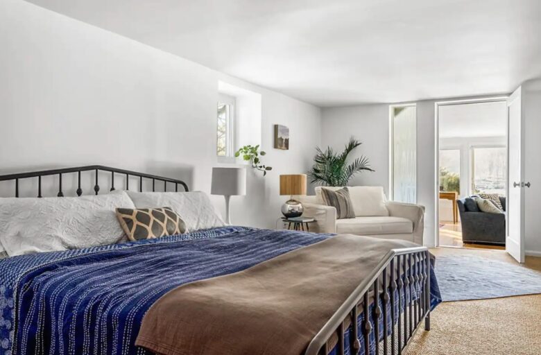 Catskills Lakefront Getaway - Monticello, New York