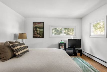 Catskills Lakefront Getaway - Monticello, New York