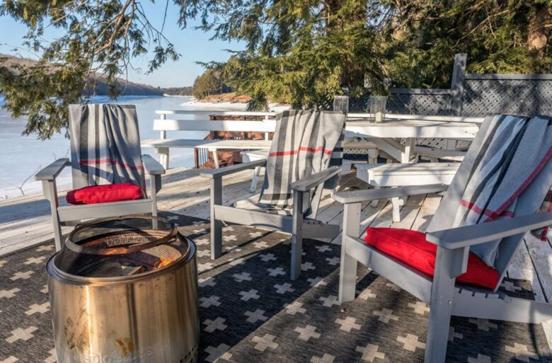 Catskills Lakefront Getaway - Monticello, New York