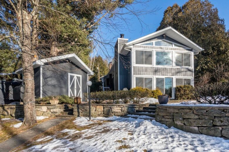 Catskills Lakefront Getaway - Monticello, New York