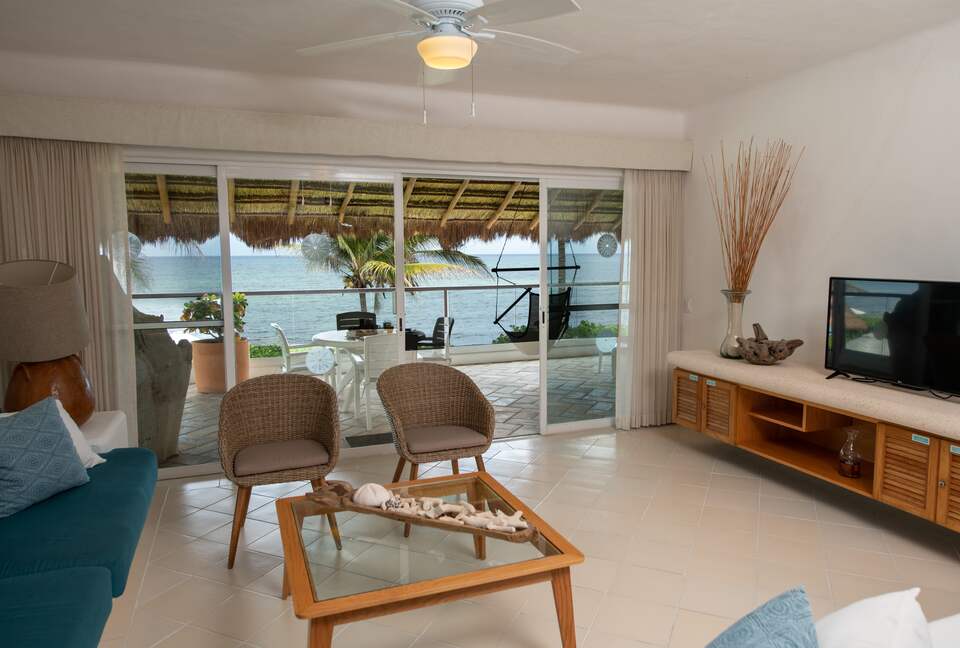 Las Villas Akumal - 3 Bedroom Oceanfront - Tulum, Mexico