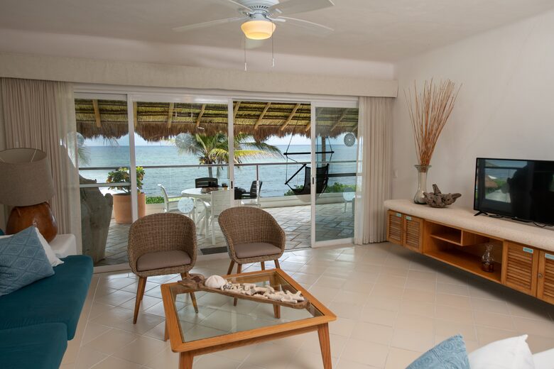 Las Villas Akumal - 3 Bedroom Oceanfront - Tulum, Mexico