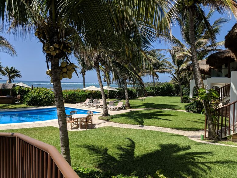 Las Villas Akumal - 3 Bedroom Oceanfront - Tulum, Mexico