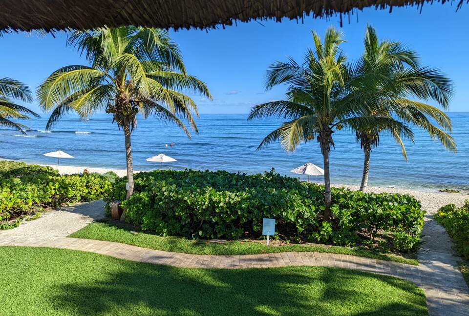 Las Villas Akumal - 3 Bedroom Oceanfront - Tulum, Mexico