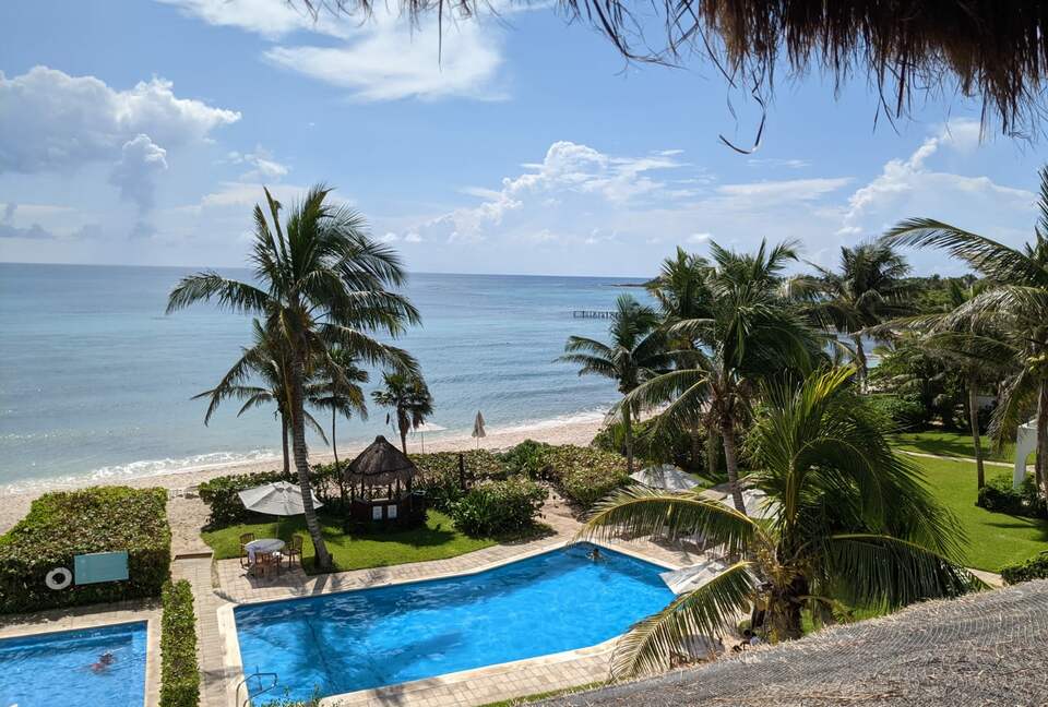 Las Villas Akumal - 3 Bedroom Oceanfront - Tulum, Mexico