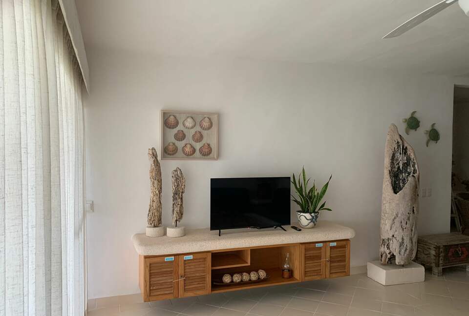 Las Villas Akumal - 3 Bedroom Oceanfront - Tulum, Mexico