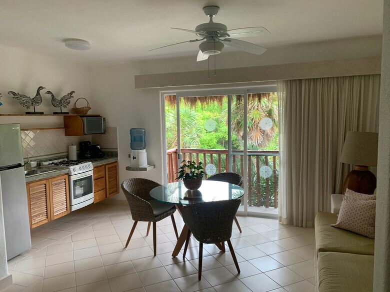 Las Villas Akumal - 3 Bedroom Oceanfront - Tulum, Mexico