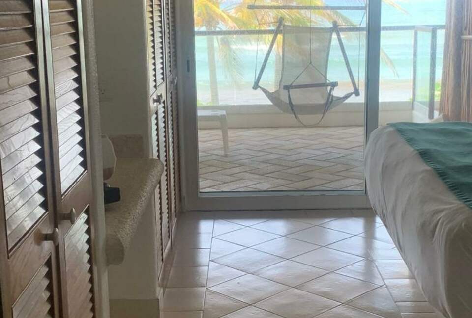 Las Villas Akumal - 3 Bedroom Oceanfront - Tulum, Mexico