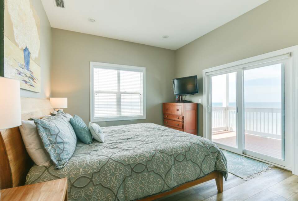 Gulf Front Good Vibrations - Port Saint Joe, Florida