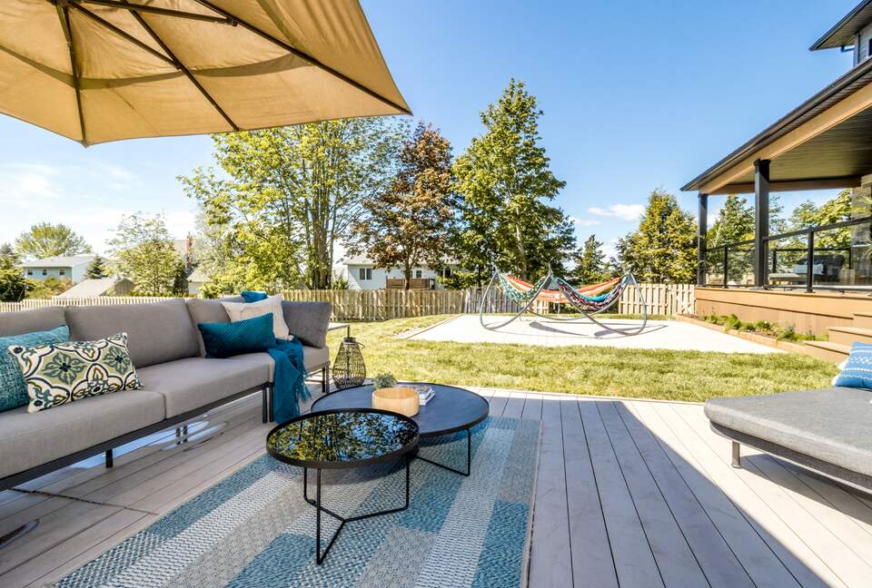 Orchard Villa Retreat - Wolfville, Canada