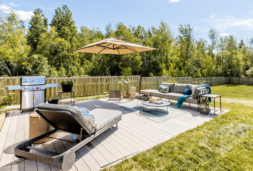 Orchard Villa Retreat - Wolfville, Canada