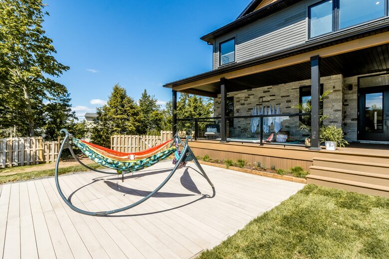 Orchard Villa Retreat - Wolfville, Canada