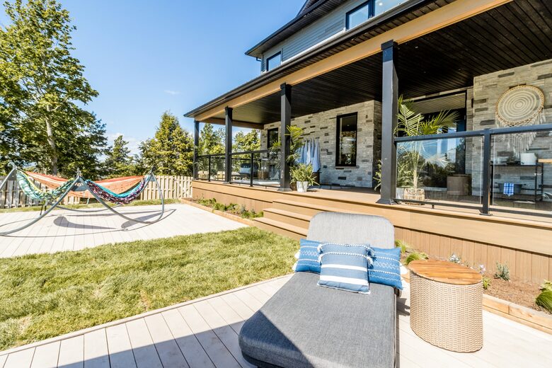 Orchard Villa Retreat - Wolfville, Canada