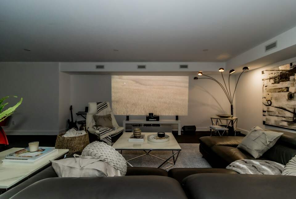 Orchard Villa Retreat - Wolfville, Canada