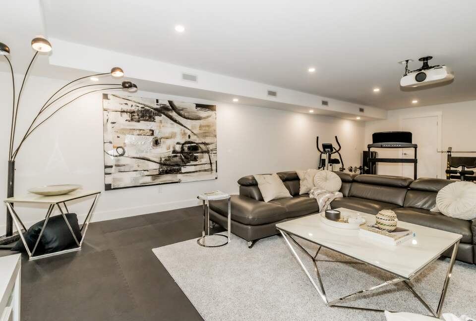 Orchard Villa Retreat - Wolfville, Canada