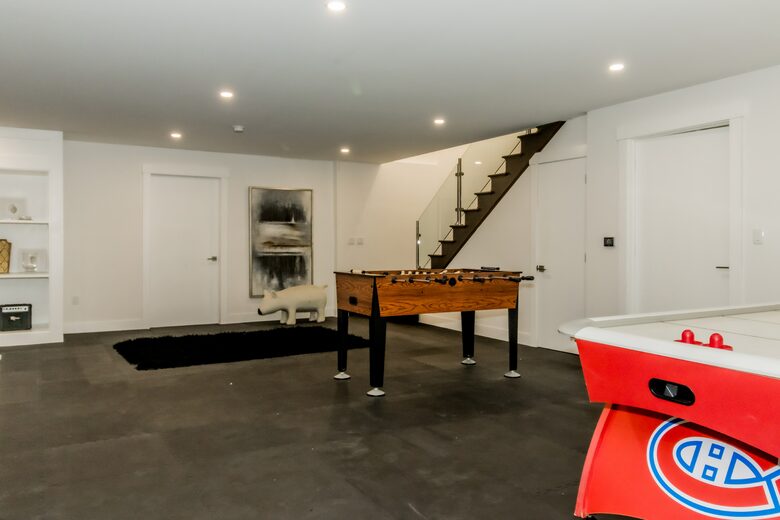 Orchard Villa Retreat - Wolfville, Canada