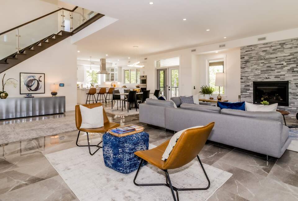 Orchard Villa Retreat - Wolfville, Canada