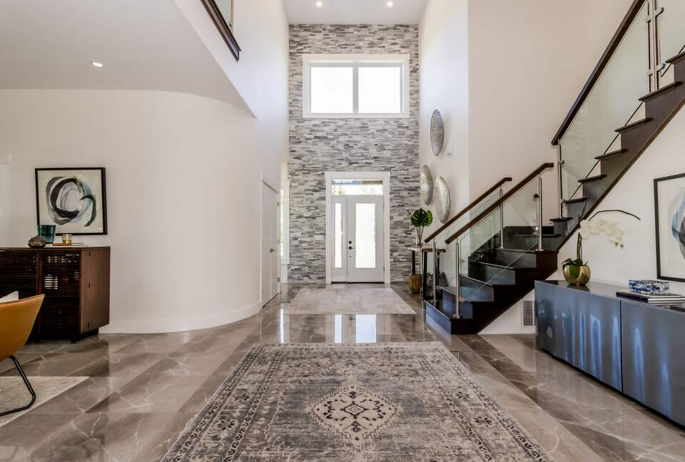 Orchard Villa Retreat - Wolfville, Canada