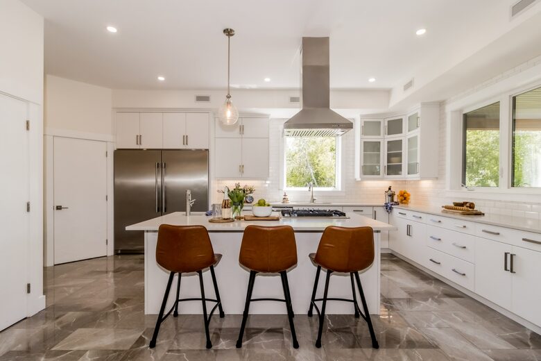 Orchard Villa Retreat - Wolfville, Canada