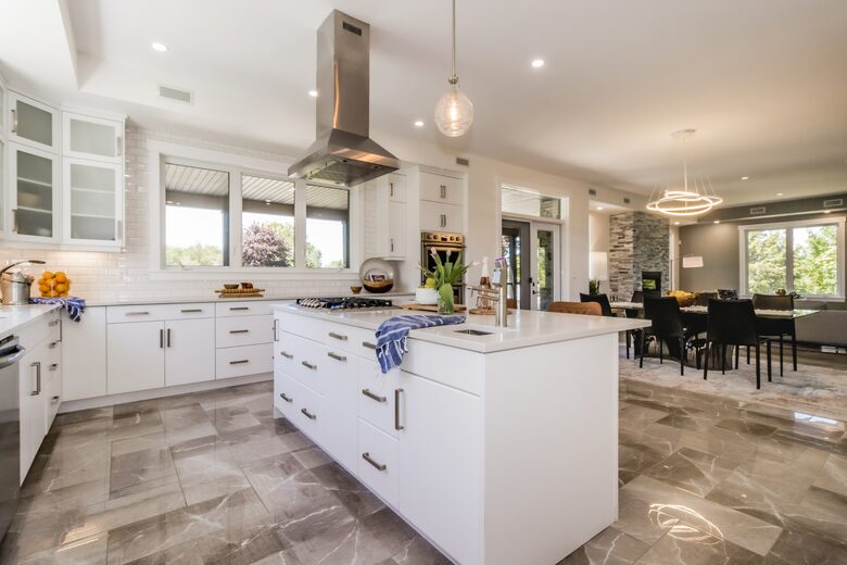 Orchard Villa Retreat - Wolfville, Canada